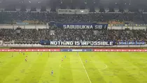 Babak Pertama, Persib Bandung Hajar Madura United 3-0
