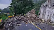 Jalur Trenggalek-Ponorogo Lumpuh Total Akibat Bencana Longsor