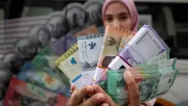 Rupiah Hari Ini Ditutup Menguat Tipis Lepas dari Level Rp 16.900