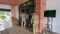 KPK Geledah Kantor Bupati Pekalongan, 4 Ruang Penting Disegel