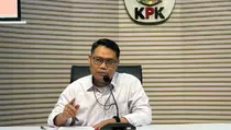Bupati Fikri Thobari Ditahan, Ini 5 Tersangka Suap Ijon Proyek