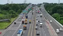 Puncak Arus Mudik Lebaran 2026 Diprediksi pada 13 dan 18 Maret