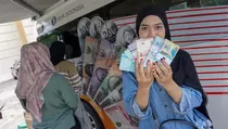 Penukaran Uang Baru di Stasiun KAI Resmi Dibuka, Ini 5 Lokasinya