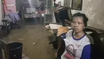 Kali Ciliwung Luber, Rumah Warga di Kramat Jati Terendam Banjir