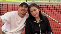 Jessica Iskandar Tumbang, Vincent Verhaag: Obatnya Liburan