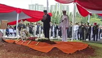 Eks Menhan Juwono Sudarsono Dimakamkan di TMP Kalibata
