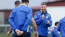Edin Dzeko, Striker Gaek yang Wajib Diwaspadai para Bek Italia