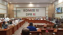 Komisi III DPR Minta Polisi Tinjau Ulang Kasus Tanah Warga vs Pakuwon