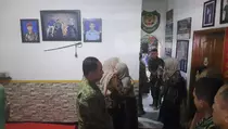 Kunjungi Rumah Duka, Panglima TNI Janji Penuhi Hak-hak Kapten Zulmi