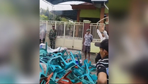 Diduga Korupsi Dana Desa, Kepala Desa di Lamongan Nyaris Diamuk Massa