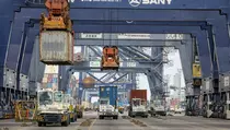 Neraca Perdagangan RI Surplus pada Februari 2026