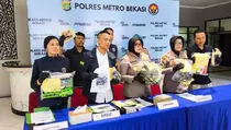 Polisi Bekasi Tangkap 3 Pelaku Penyiraman Air Keras Lansia di Tambun