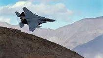 Pencarian Pilot AS di Iran Hari Kedua, Amerika Berpacu di Area Musuh