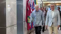 Audiensi B-Universe ke Kedutaan Kanada