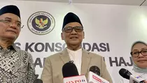Harga Avtur Naik, Menhaj Sempat Galau Soal Biaya Haji 2026