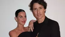 Foto Katy Perry dan Trudeau Viral Lagi, Tatapan Penuh Makna Disorot