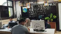 Hari Pertama WFH ASN Jakarta, Layanan Publik di Srengseng Tetap Normal