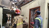 Rumah Saksi Kunci Kasus Suap Ijon Bupati Bekasi Terbakar, Ini Faktanya