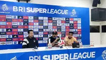 Laga Tanpa Suporter di Manahan, Semen Padang Pede Curi Poin