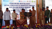 Mendikdasmen Resmikan Revitalisasi 45 Sekolah di Kabupaten Semarang