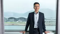 Berapa Gaji Bos Maskapai Cathay Pacific?