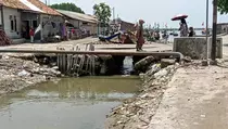Jembatan Kali Peng Rusak Berat, Warga Sebatas Diberi Janji