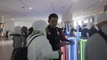 Gerak-gerik Janggal, 13 Calon Haji Ilegal Digagalkan Imigrasi Soetta