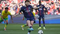 Hasil Ligue 1: Brace Kvaratskhelia Bantu PSG Hajar Nantes 3-0