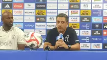 Sisa 4 Laga, Pelatih Arema FC Sulit Prediksi Juara Super League 2026