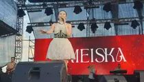 Meiska Ajak Penonton Galau Bareng di BTV Semesta Berpesta Bali