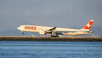 Pesawat Swiss Air Gagal Lepas Landas di India, 6 Penumpang Terluka