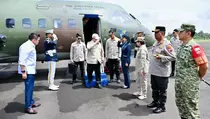 Tiba di Cilacap, Prabowo Langsung Tinjau TPST Banyumas
