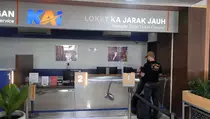 Ratusan Penumpang Padati Stasiun Tugu Yogyakarta untuk Refund Tiket