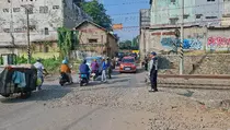 Pelintasan Tanpa Palang Bekasi Dijaga Seusai Kecelakaan Maut