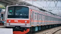 KAI Commuter Sesalkan 2 Aksi Pelemparan pada KRL Rangkasbitung