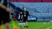 Menggila pada Babak Kedua, Persebaya Hajar PSBS Biak 4-0