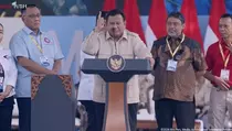 Momen Prabowo Guyon Soal Pramono Anung di Depan Ribuan Buruh