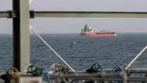 Selat Hormuz Membara! Kapal Korsel Dihantam Objek Misterius