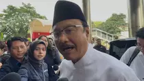 Naik Mobil Listrik, Mensos Datangi KPK Bahas Polemik Sepatu SR Rp 27 M