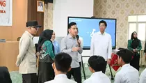Gibran Tinjau Kelas Migran Vokasi di SMKN 4 Bandar Lampung