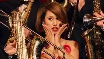 Lirik Lagu Click Clack Symphony dari Raye dan Terjemahannya