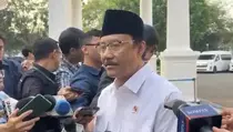 Mensos Gus Ipul Coret 11.000 Penerima Bansos karena Terlibat Judol