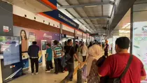 Day 1 Long Weekend, 38.000 Penumpang Padati Stasiun Daop 8 Surabaya