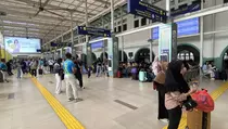 Long Weekend, Stasiun Pasar Senen Layani 17.811 Penumpang Hari Ini