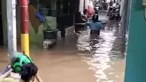 Banjir Rendam Kebon Pala Kampung Melayu, Tinggi Air Capai 1,4 Meter
