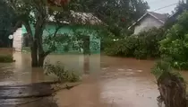 Banjir Rendam Puluhan Rumah di Parigi Moutong Sore Ini