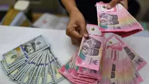 Rupiah Tumbang, Ekonomi Terguncang