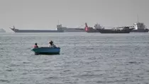 Centcom Buka Koridor Aman Selat Hormuz, Kapal Komersial Bebas Lewat
