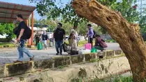 Detik-detik Tabrakan Bus Semeru vs Truk di Cipali