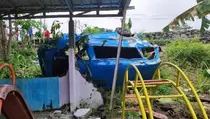 Kronologi Angkot Tertabrak KRL Nambo-Cibinong hingga Sopir Tewas